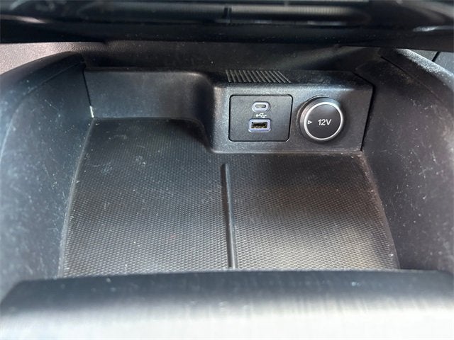 2021 Ford ESCAPE Base