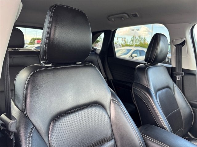 2021 Ford ESCAPE Base