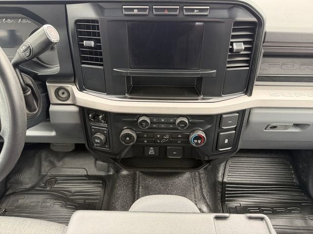2024 Ford Super Duty F-350 SRW XL
