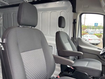 2023 Ford E-Transit Cargo Van Base