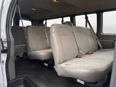 2023 Chevrolet Express Passenger 3500 1LS