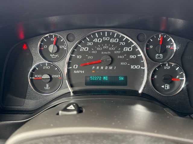 2023 Chevrolet Express Passenger 3500 1LS