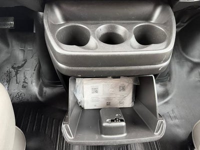 2023 Chevrolet Express Passenger 3500 1LS