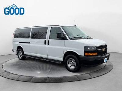 2023 Chevrolet Express Passenger 3500 1LS