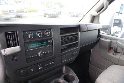 2024 Chevrolet Express Cutaway 3500 1WT