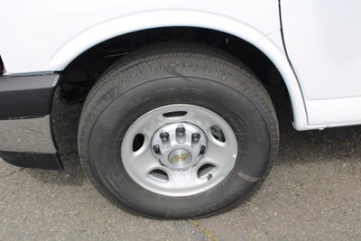 2024 Chevrolet Express Cutaway 3500 1WT