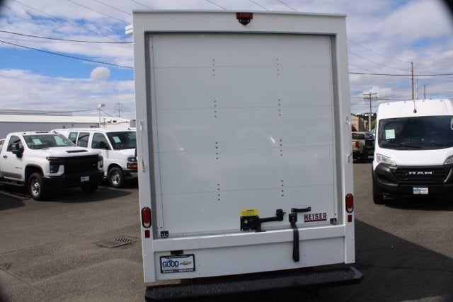 2024 Chevrolet Express Cutaway 3500 1WT