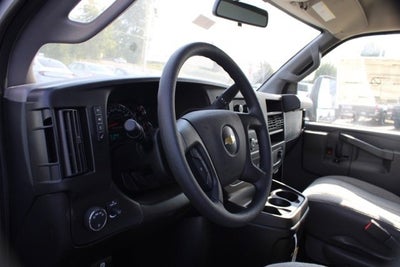 2024 Chevrolet Express Cutaway 3500 1WT