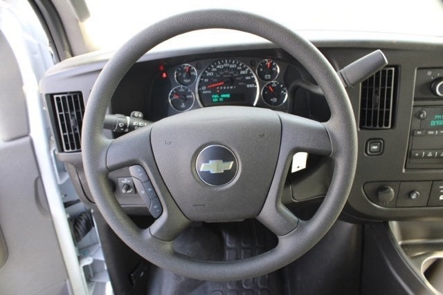 2024 Chevrolet Express Cutaway 3500 1WT