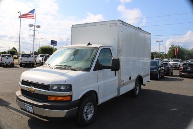 2024 Chevrolet Express Cutaway 3500 1WT