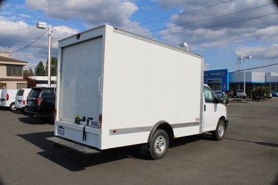2024 Chevrolet Express Cutaway 3500 1WT
