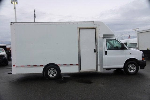 2023 Chevrolet Express Cutaway 3500 1WT