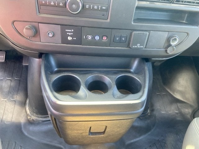 2021 Chevrolet Express Cutaway 3500 Base