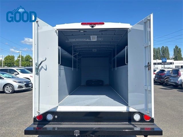 2021 Chevrolet Express Cutaway 3500 Base