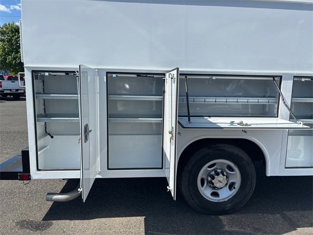 2021 Chevrolet Express Cutaway 3500 Base