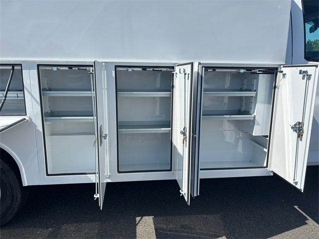 2021 Chevrolet Express Cutaway 3500 Base