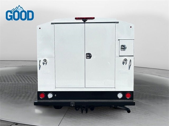 2021 Chevrolet Express Cutaway 3500 Base