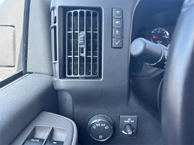 2021 Chevrolet Express Cutaway 3500 Base