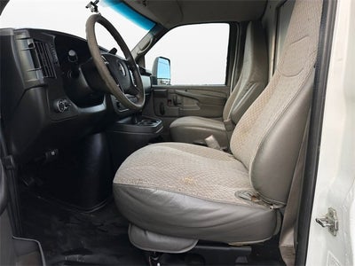 2014 Chevrolet Express Cutaway 3500 Base
