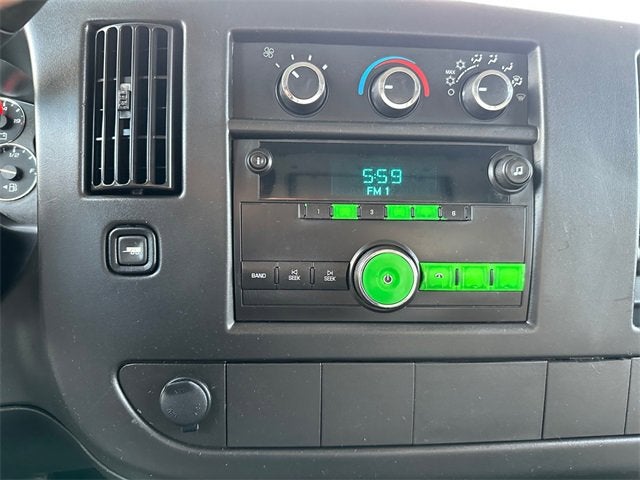 2014 Chevrolet Express Cutaway 3500 Base