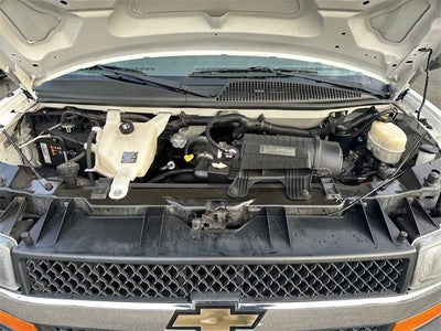 2014 Chevrolet Express Cutaway 3500 Base