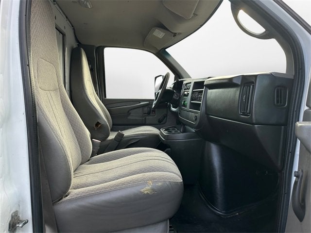 2014 Chevrolet Express Cutaway 3500 Base