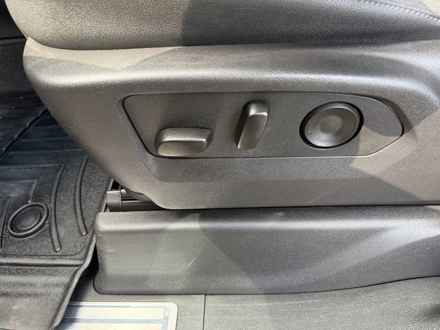 2025 Chevrolet Silverado 3500 HD LT DRW
