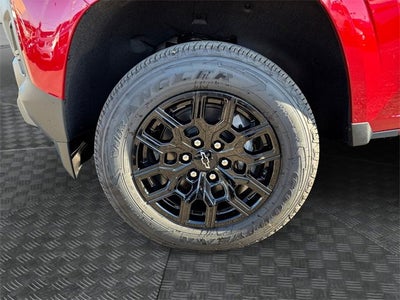 2025 Chevrolet Colorado WT/LT