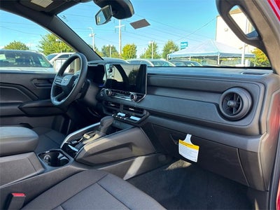 2025 Chevrolet Colorado WT/LT