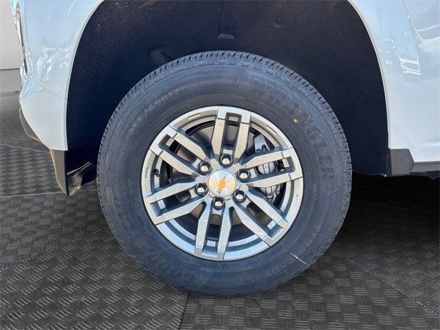 2025 Chevrolet Colorado WT/LT