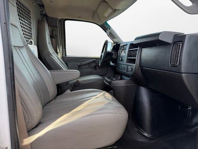 2017 Chevrolet Express Cargo 2500 Base