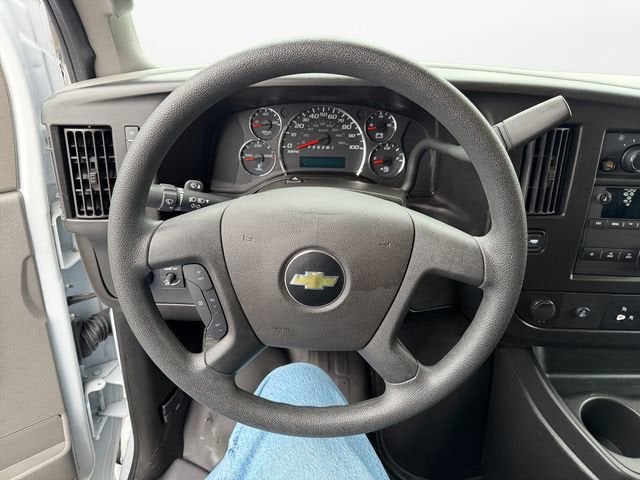 2024 Chevrolet Express Cargo 2500 WT
