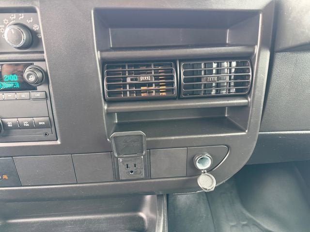 2024 Chevrolet Express Cargo 2500 WT