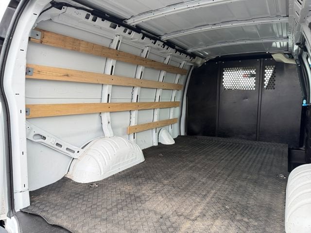 2024 Chevrolet Express Cargo 2500 WT