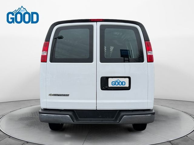 2024 Chevrolet Express Cargo 2500 WT