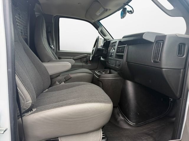 2024 Chevrolet Express Cargo 2500 WT