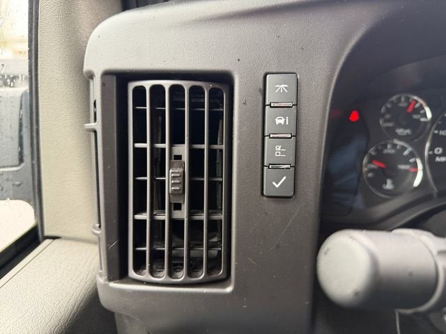 2024 Chevrolet Express Cargo 2500 WT