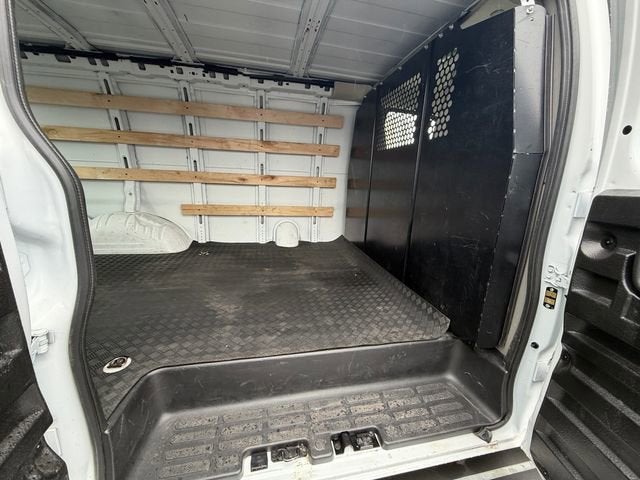 2024 Chevrolet Express Cargo 2500 WT