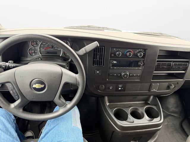 2024 Chevrolet Express Cargo 2500 WT