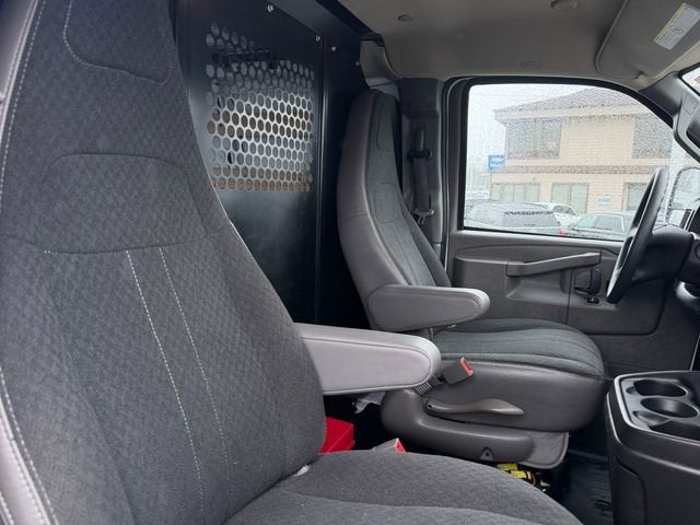 2024 Chevrolet Express Cargo 2500 WT