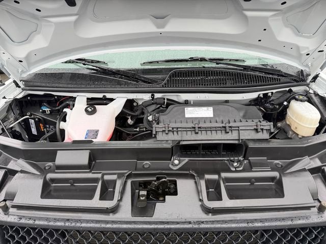 2024 Chevrolet Express Cargo 2500 WT