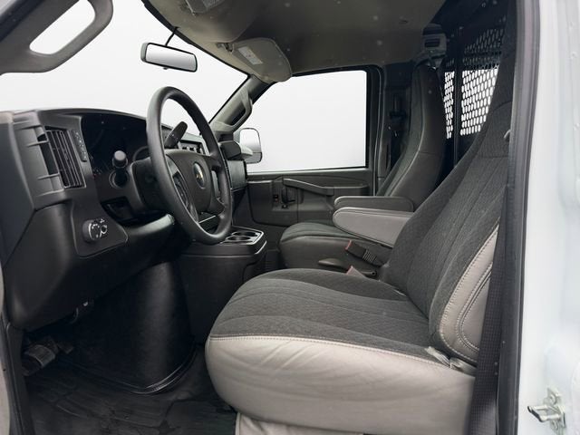 2024 Chevrolet Express Cargo 2500 WT