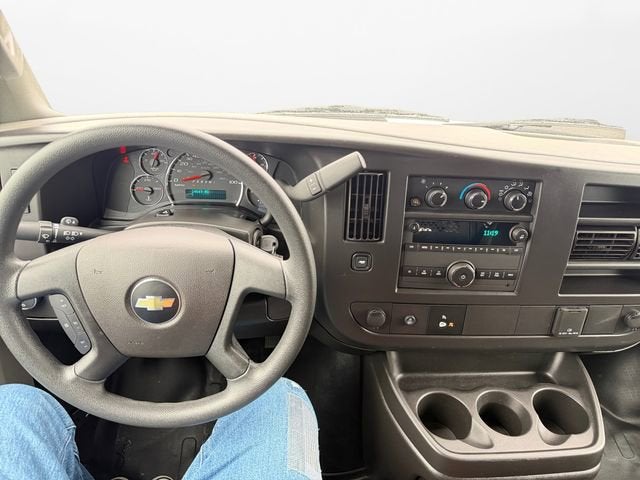 2024 Chevrolet Express Cargo 2500 WT