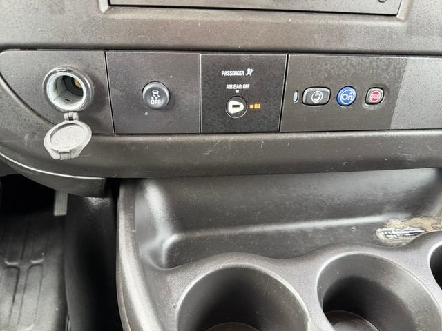 2024 Chevrolet Express Cargo 2500 WT