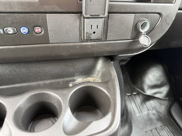 2024 Chevrolet Express Cargo 2500 WT