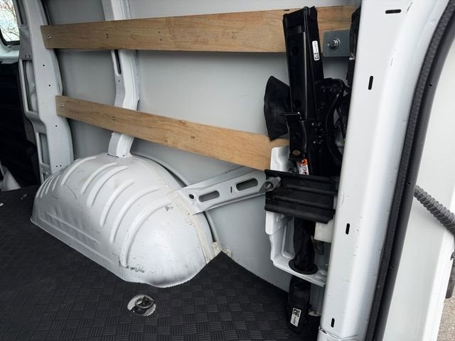 2024 Chevrolet Express Cargo 2500 WT