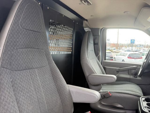 2024 Chevrolet Express Cargo 2500 WT