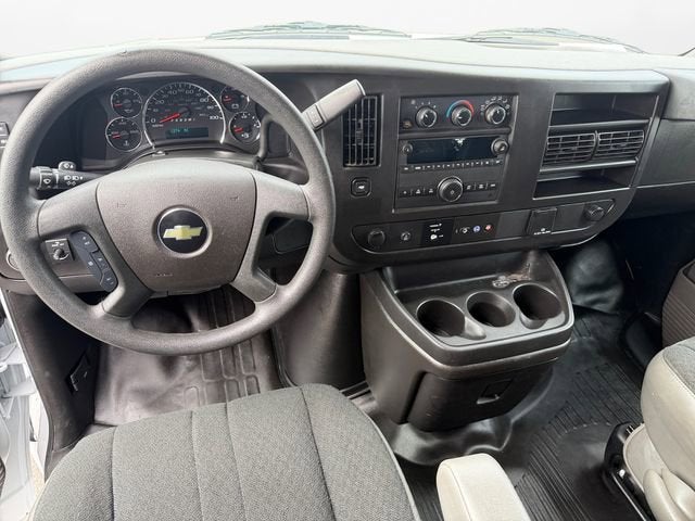 2024 Chevrolet Express Cargo 2500 WT