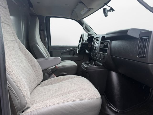 2023 Chevrolet Express Cargo 2500 WT