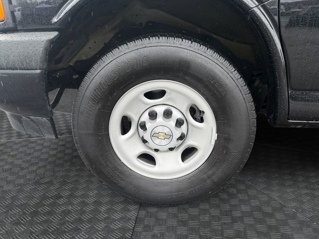 2023 Chevrolet Express Cargo 2500 WT